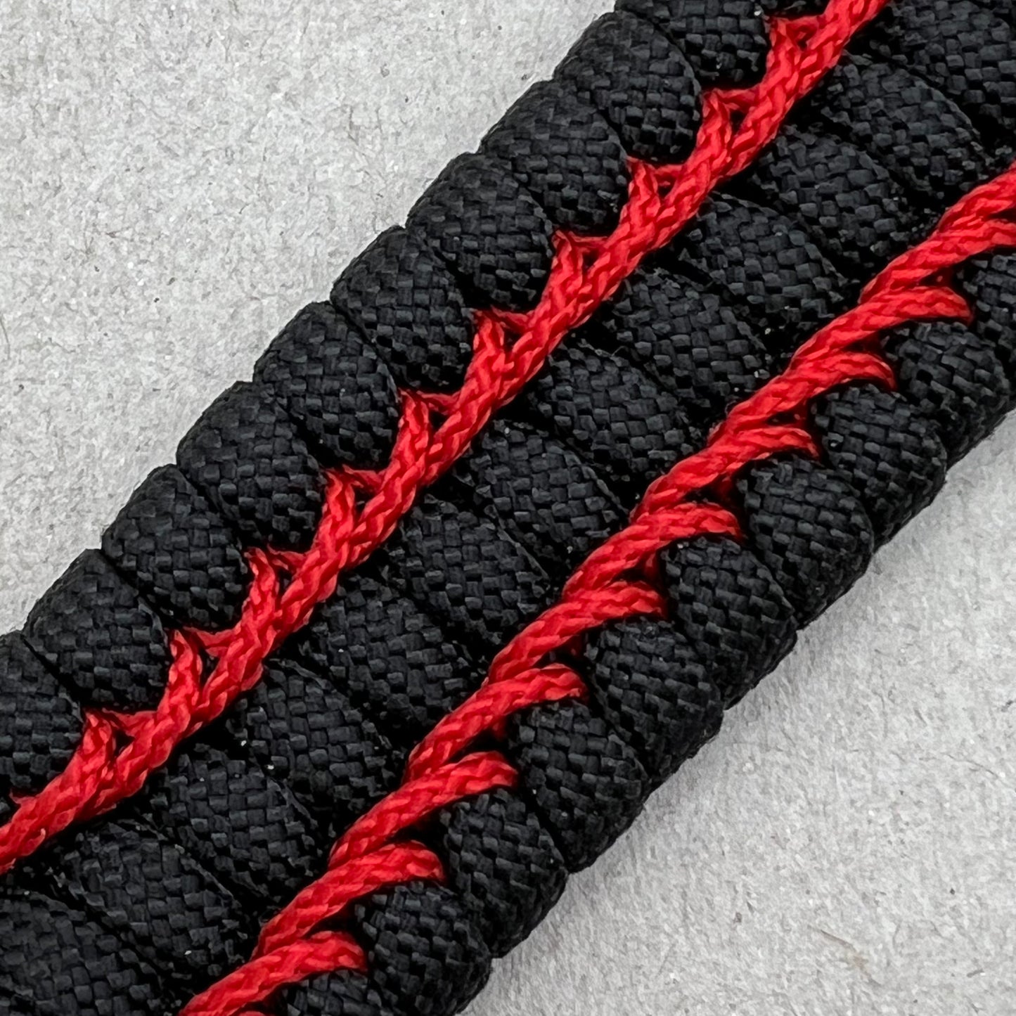 US Marine Corps bracelet | Gold EGA | Black & Red