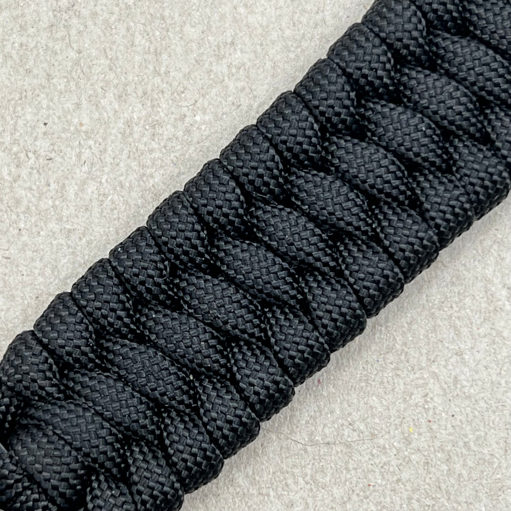 paracord bracelet