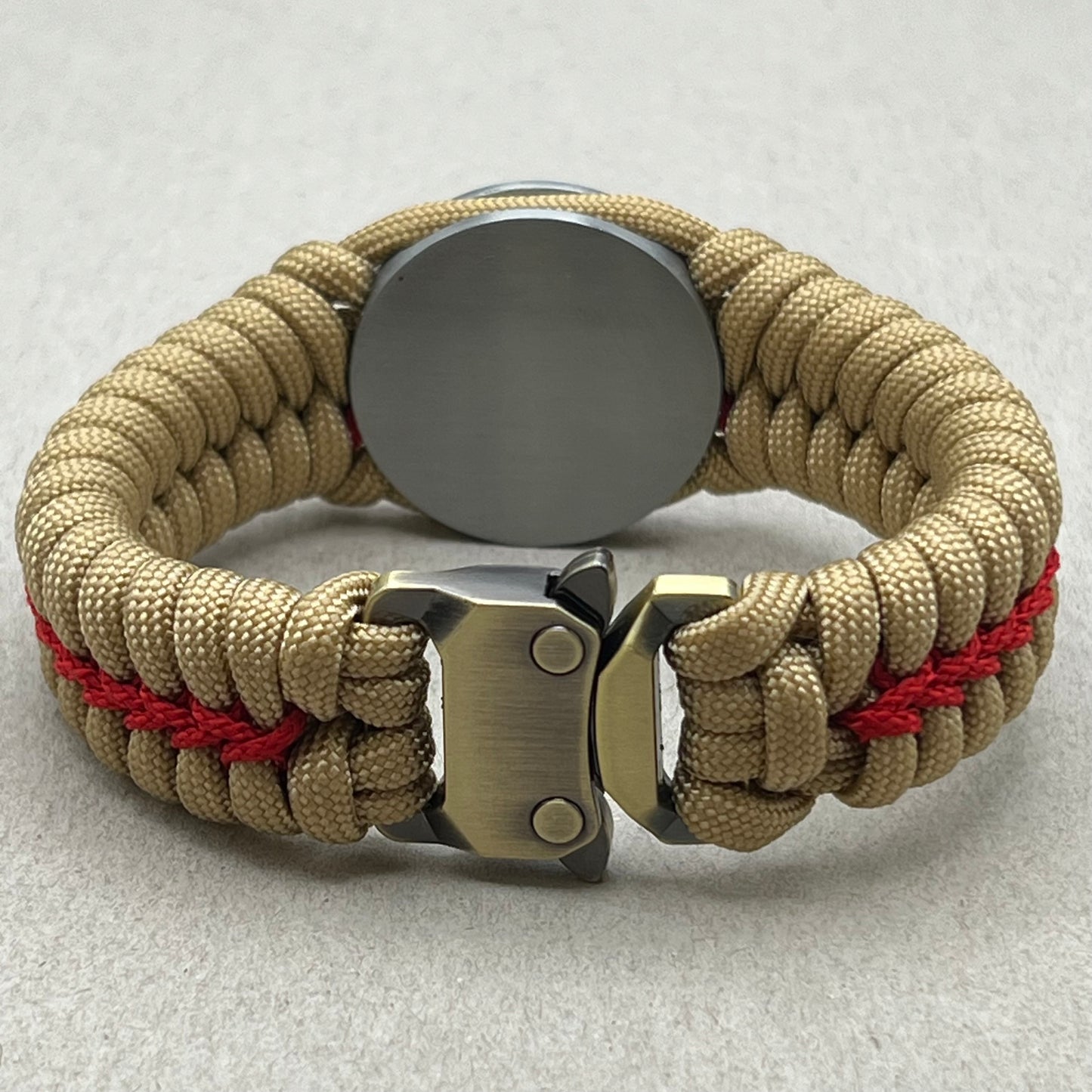 paracord bracelet