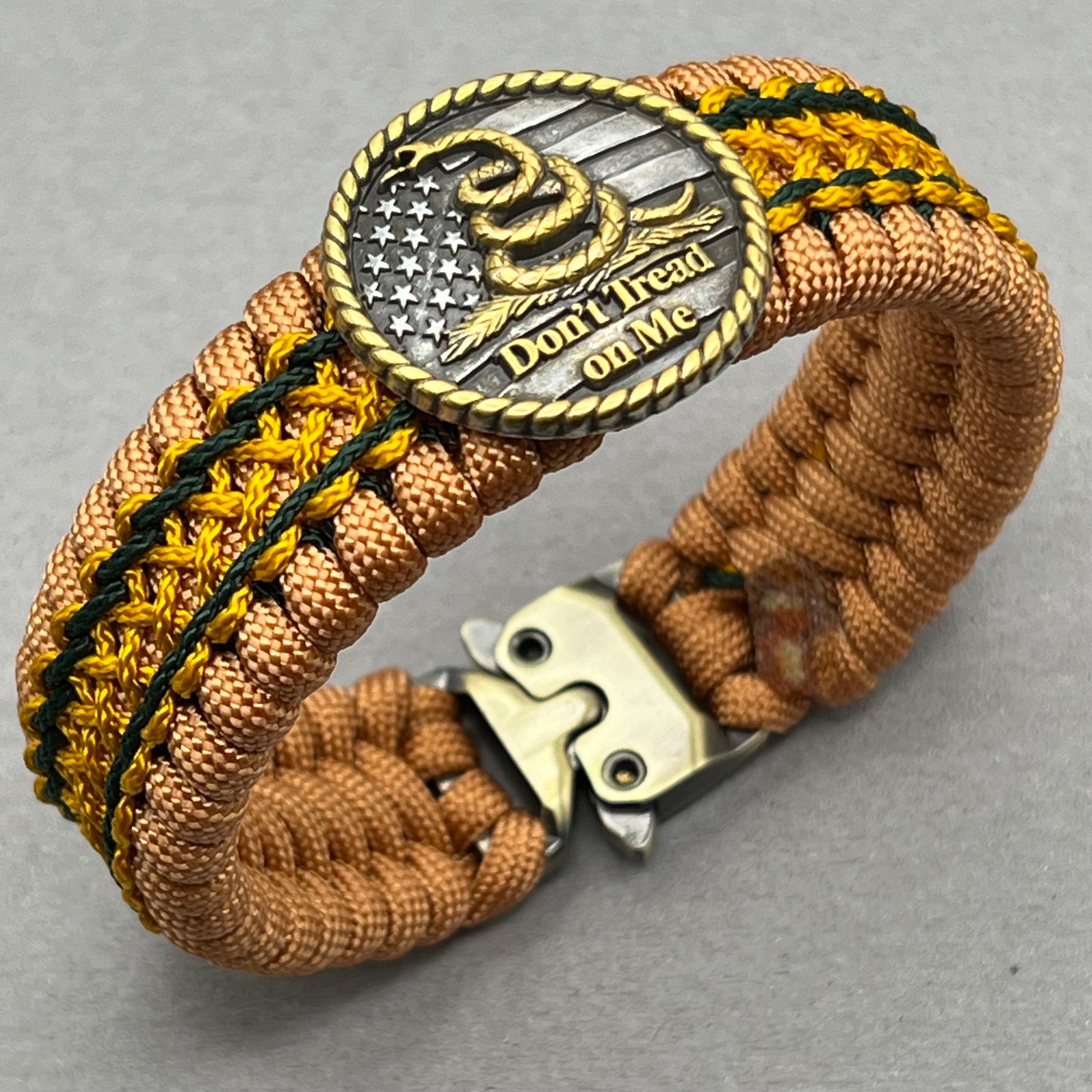 Don't Tread On Me freedom paracord bracelet