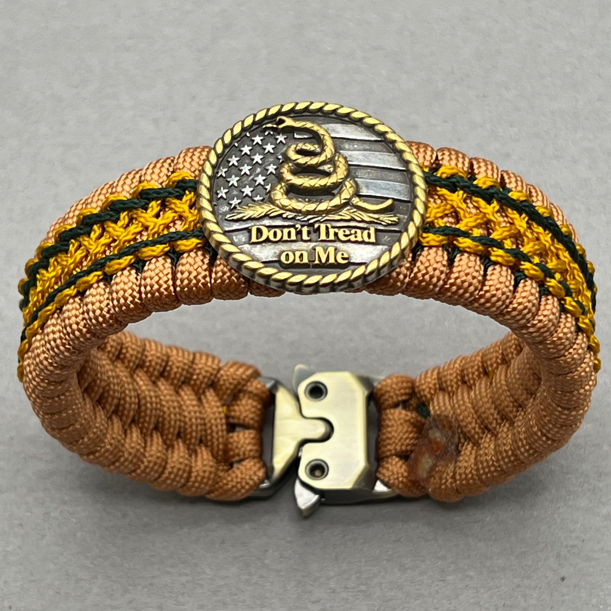 Don't Tread On Me freedom paracord bracelet