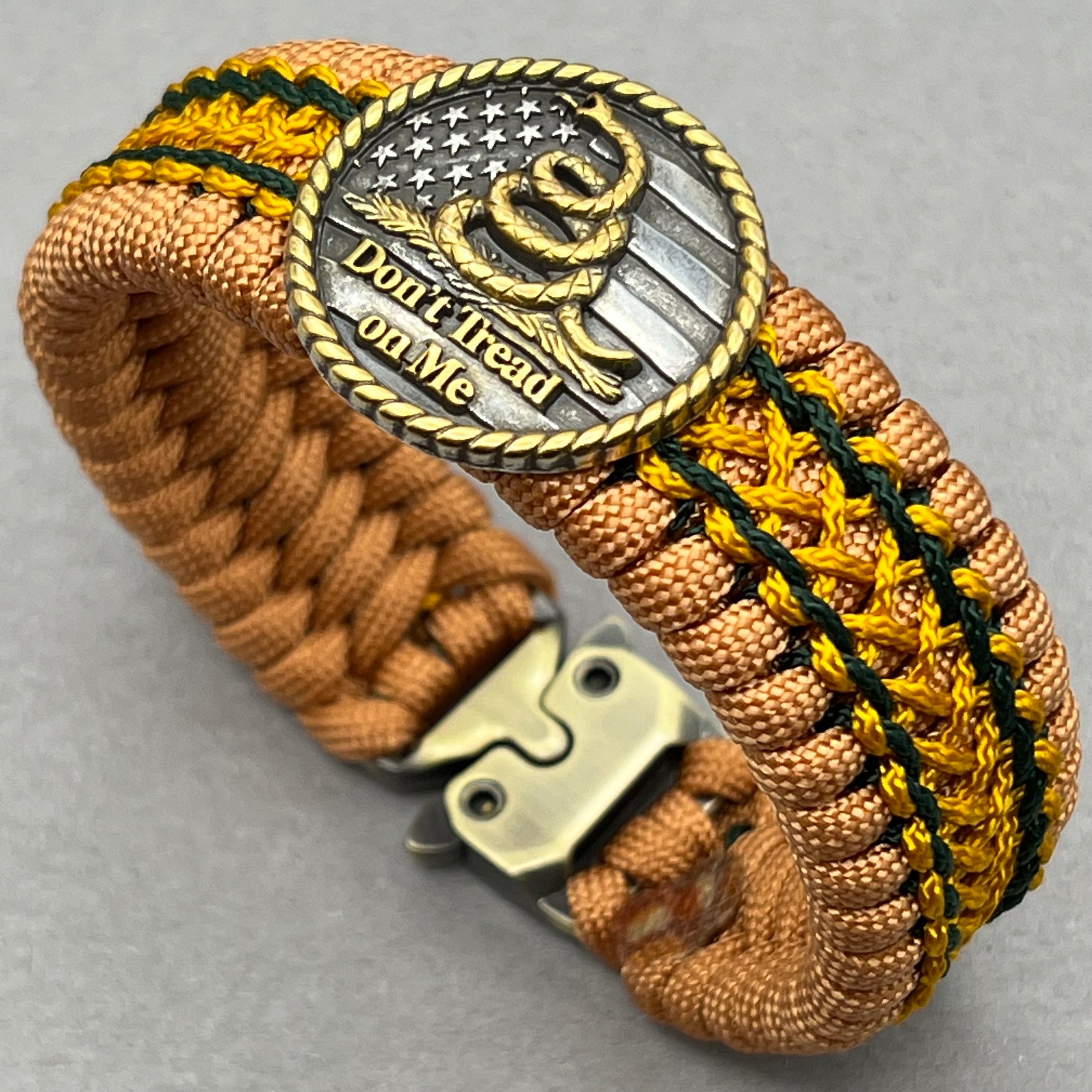 Don't Tread On Me freedom paracord bracelet