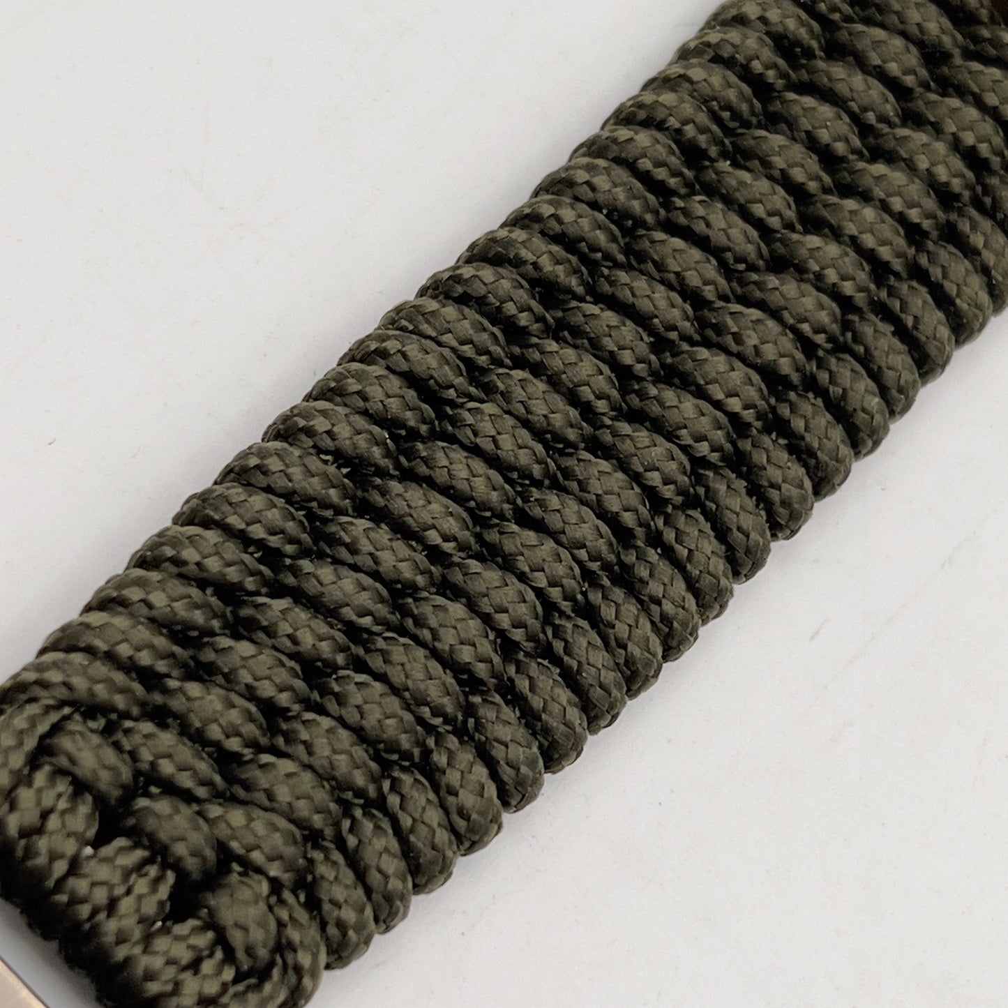 Thin, medium wide, flexible and comfortable braided United States Marine Corps bracelet featuring a 24K antique gold plated USMC Eagle Globe and Anchor medallion, a gold Cobra style tactical buckle and woven with Olive Drab Type-1 paracord.