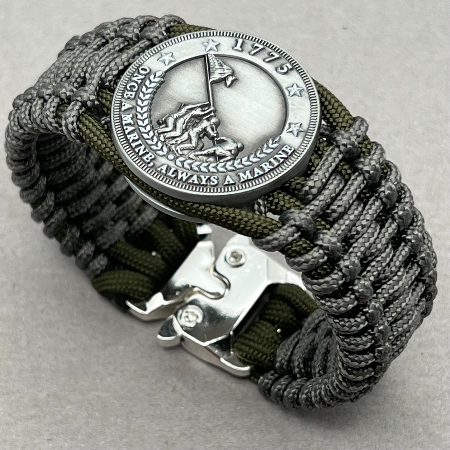 United States Marine Corps Iwo Jima handcrafted paracord bracelet. 3D injection molded beaded medallion.